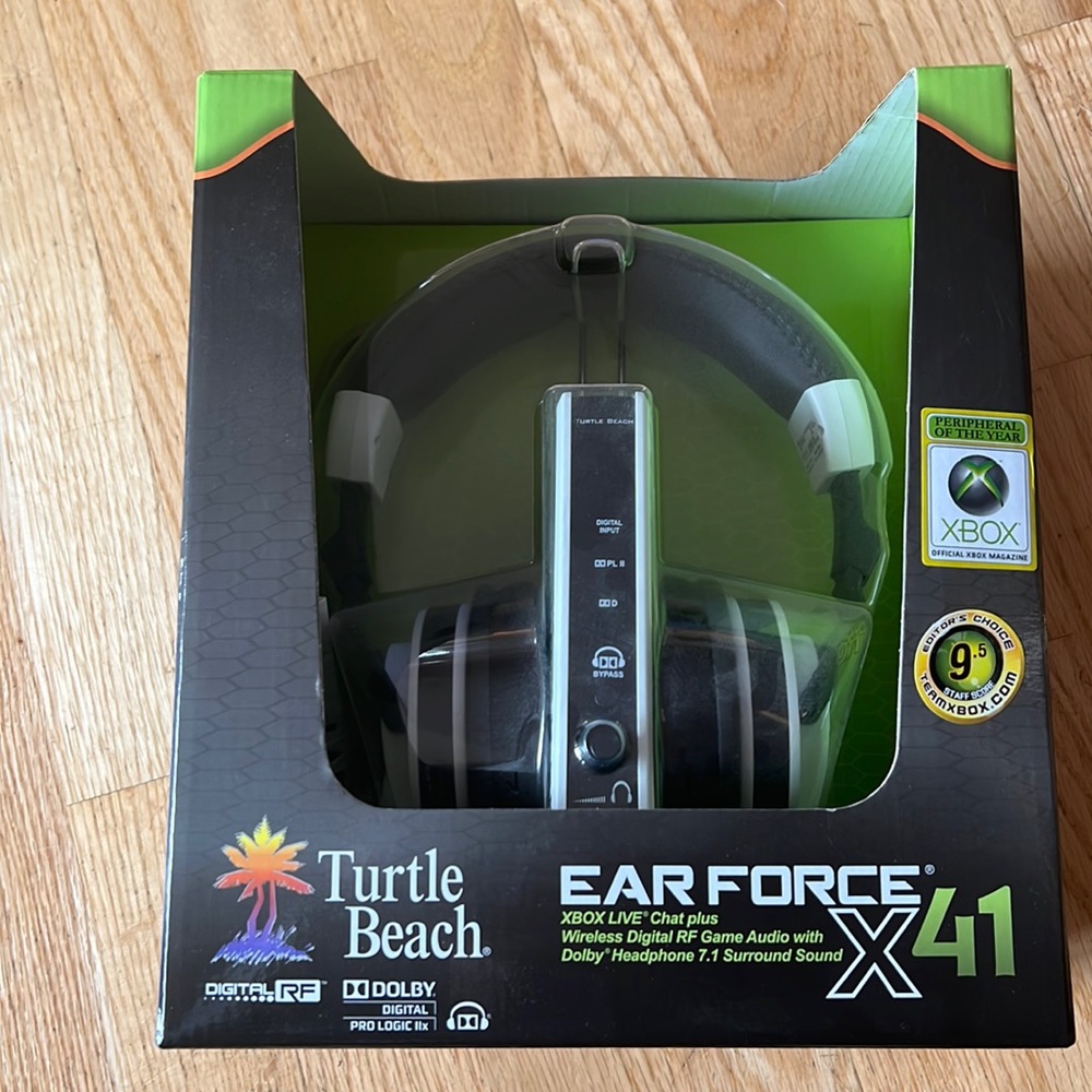 NEW NIB Turtle Beach Ear Force X41 XBOX 360 Wireless Gaming Headset Black White